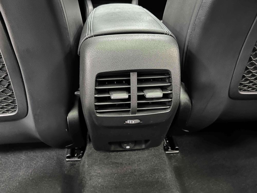 Ford Focus Active 2021 EcoBoost 180 Automatic Trendy – фото 11
