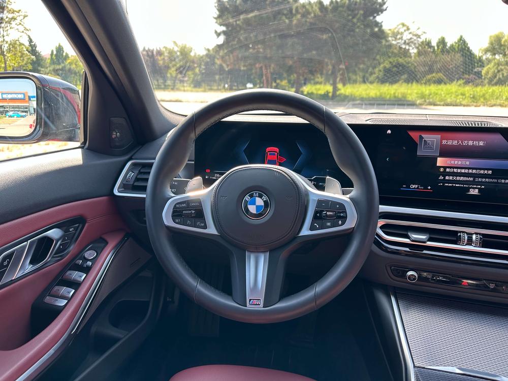 BMW 3 Series 2023 330i M Sport Obsidian Package – фото 15