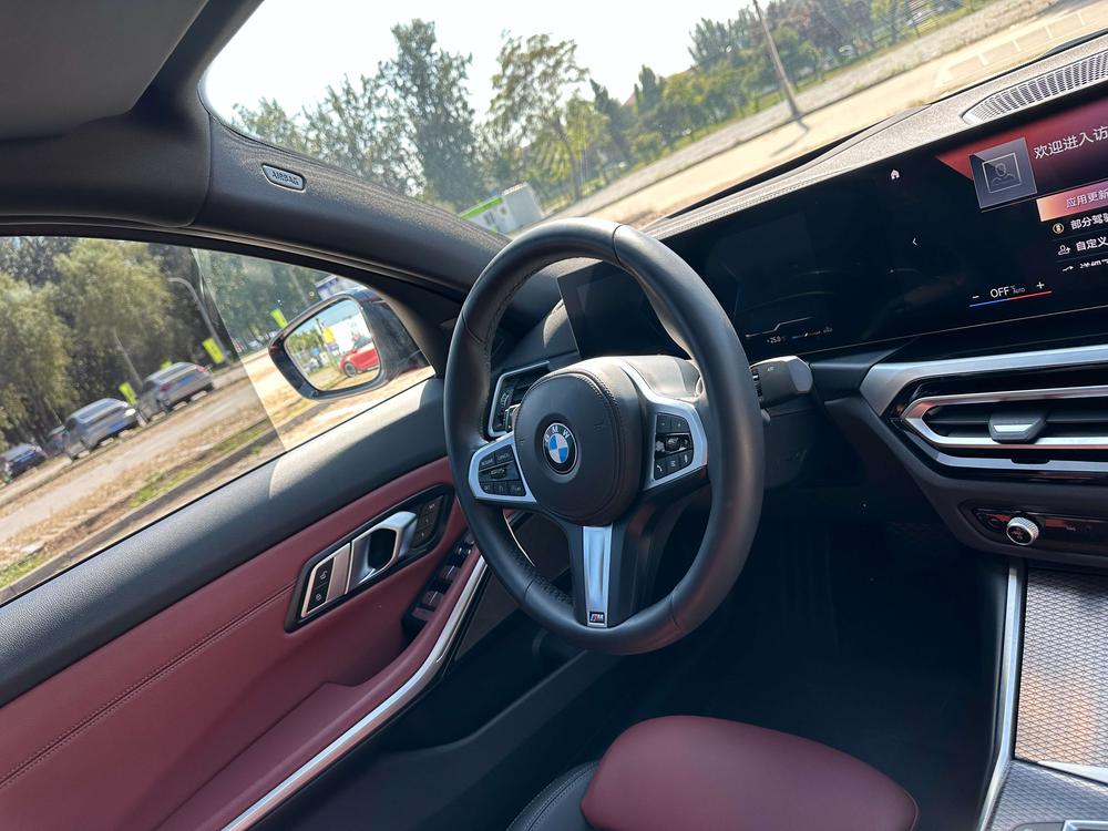 BMW 3 Series 2023 330i M Sport Obsidian Package – фото 20