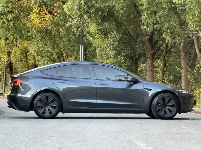 Model 3 2023 Model Rear-wheel drive version – фото 5