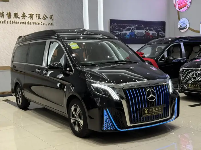 Viano 2024 Model 2.0T Business Edition 7 seat – фото 3