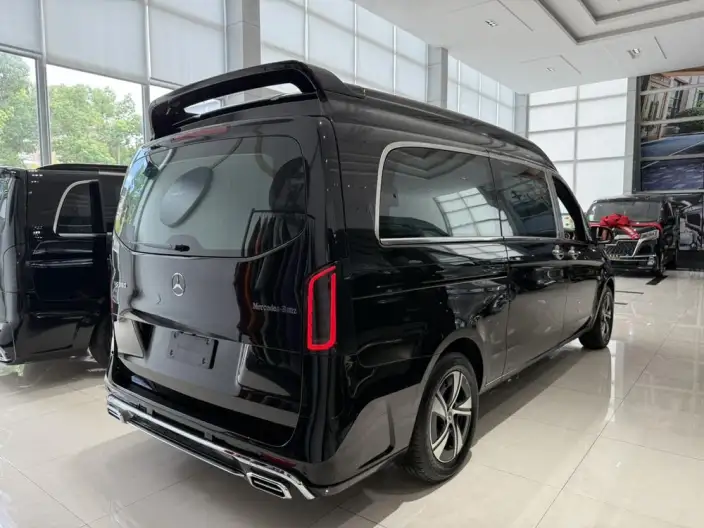Viano 2024 Model 2.0T Business Edition 7 seat – фото 4