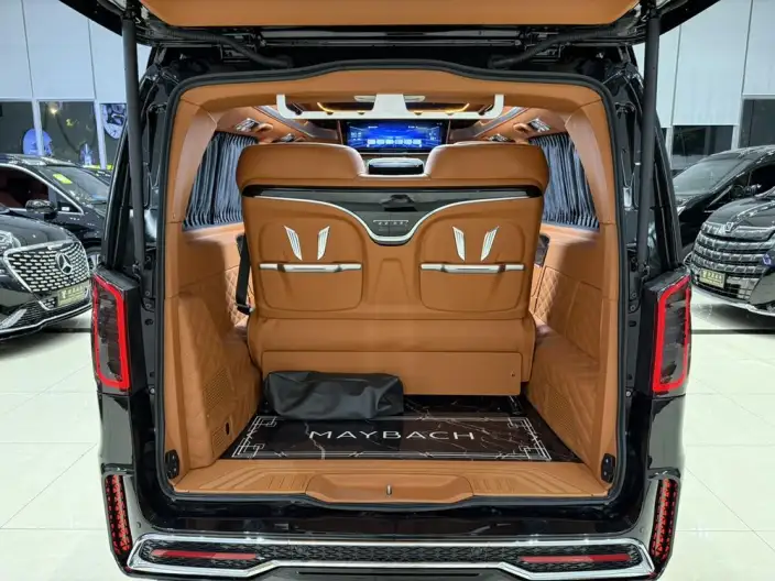 Viano 2024 Model 2.0T Business Edition 7 seat – фото 10