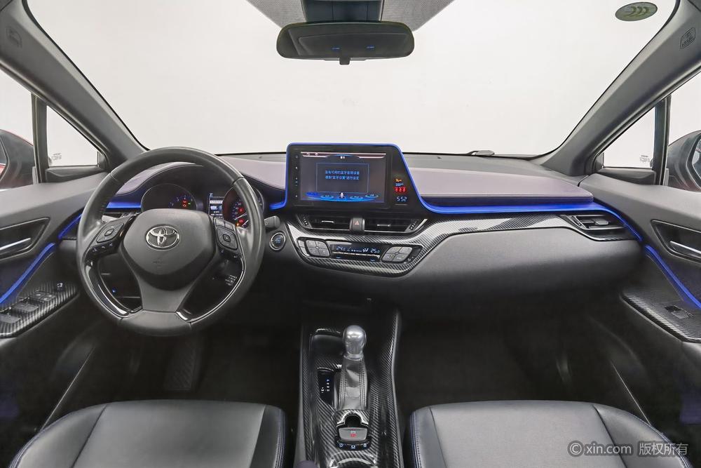 Toyota C-HR Модель 2020 года 2.0L Deluxe Edition – фото 11
