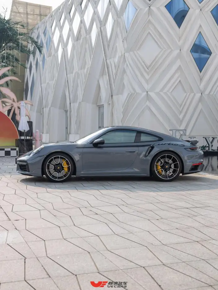 PORSCHE 911 2023 Model Turbo S 3.7T