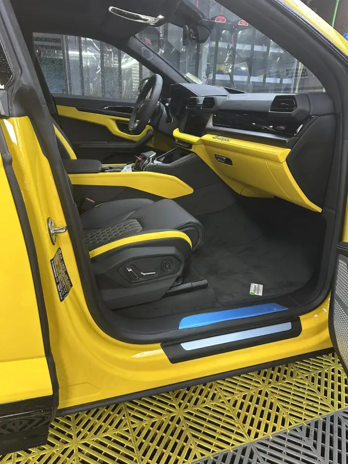 Urus SE 2025 Model 4.0T Standard Model – фото 6