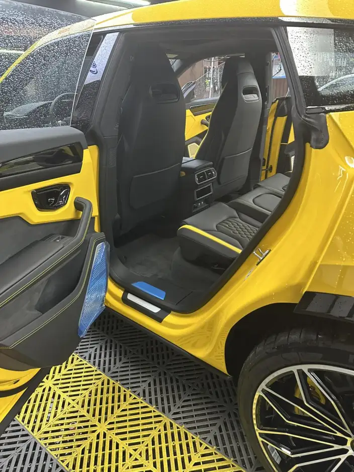 Urus SE 2025 Model 4.0T Standard Model – фото 10