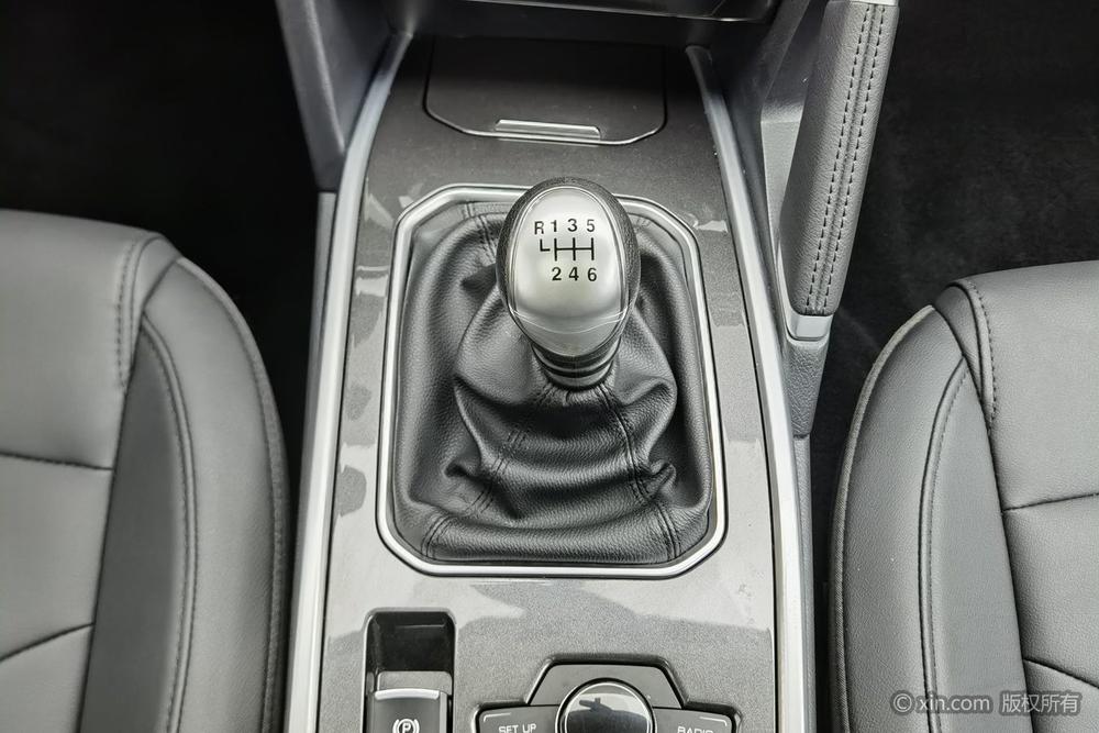 Haval H6 2018 Red Label Sport 1.5T Manual 2WD Elite – фото 15