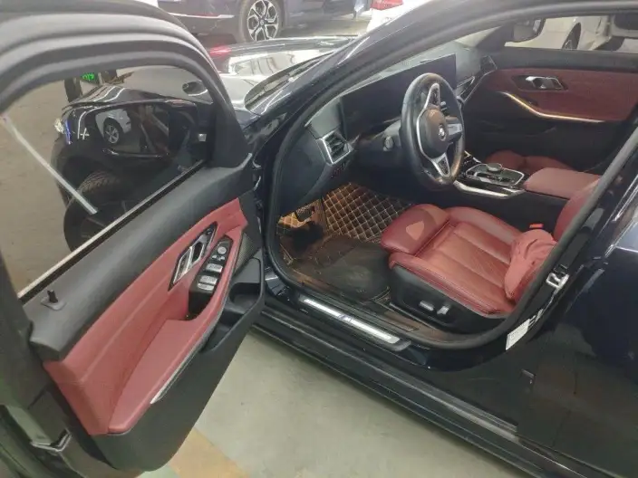 BMW 3 Series 2023 Model 320Li M Sports Set – фото 9