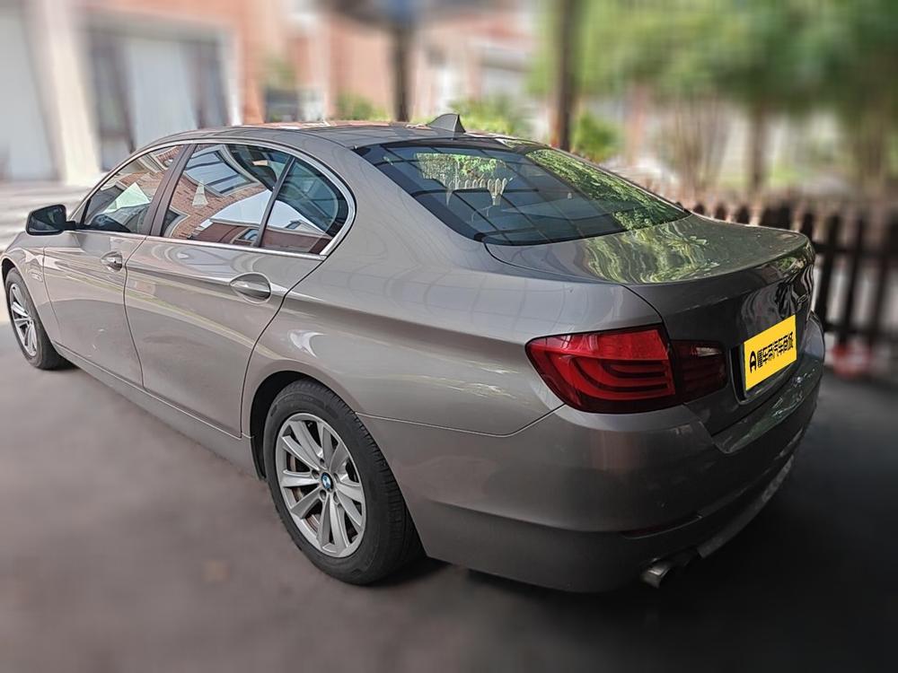 BMW 5 Series 2013 525Li Leading – фото 4