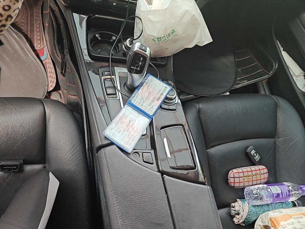 BMW 5 Series 2013 525Li Leading – фото 9