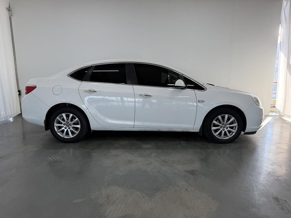 Buick Excelle 2012 модификация GT 1.6L автоматическое Fashion Edition – фото 8