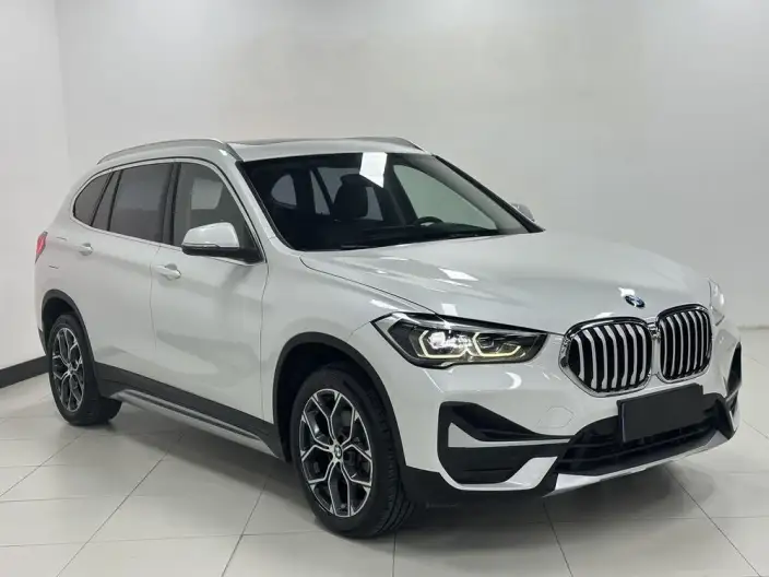 BMW X1 2022 Model sDrive20Li Fashion Model – фото 3