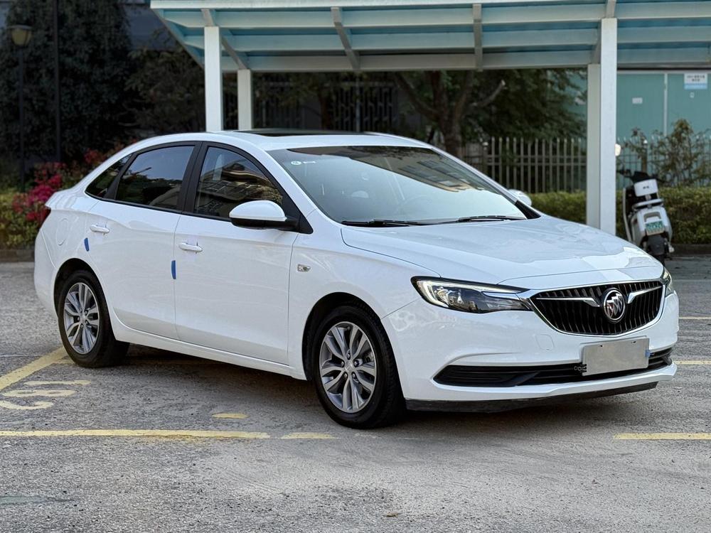 Buick Excelle Модель 2021 года комплектация 1.3T автоматическое Lite Hybrid Elite – фото 3