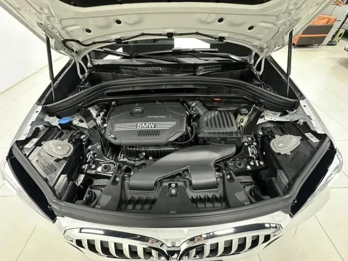 BMW X1 2022 Model sDrive20Li Fashion Model – фото 4