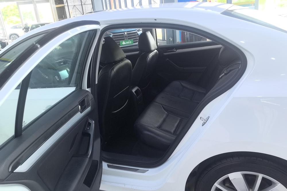 Volkswagen Sagitar 2015 модификация 1.6L автоматическое Fashion – фото 16