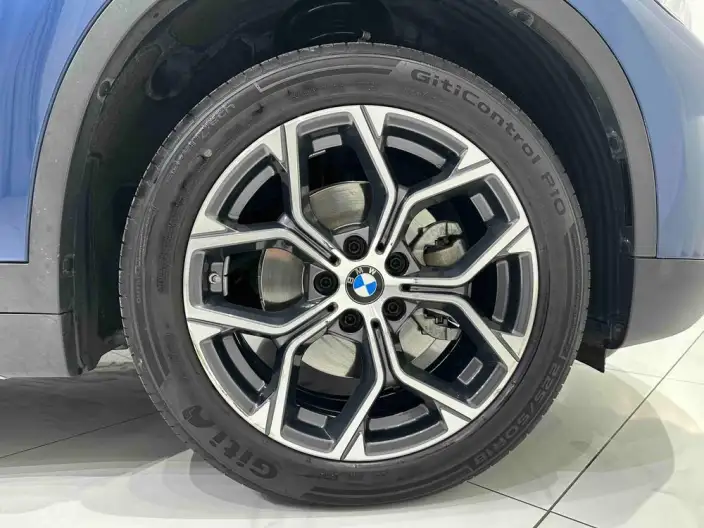 BMW X1 2022 Model sDrive20Li Exclusive Model – фото 7