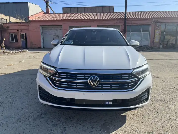 Volkswagen Sagitar 2023 Model 280TSI DSG Beyond Edition