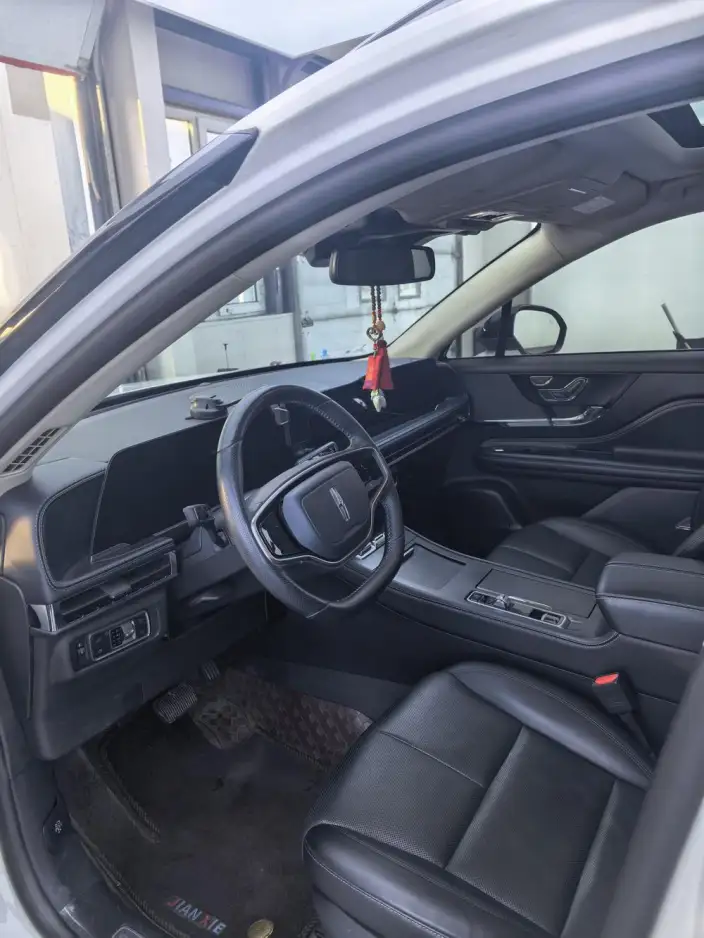 Lincoln Corsair 2023 Model 2.0T 4WD Zunya Edition – фото 9