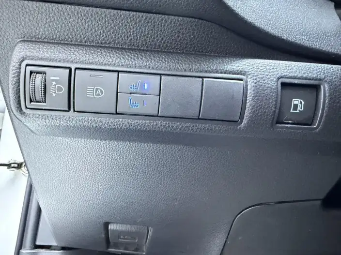 Toyota Levin 2022 Model Hybrid 1.8H E-CVT Deluxe Edition – фото 9