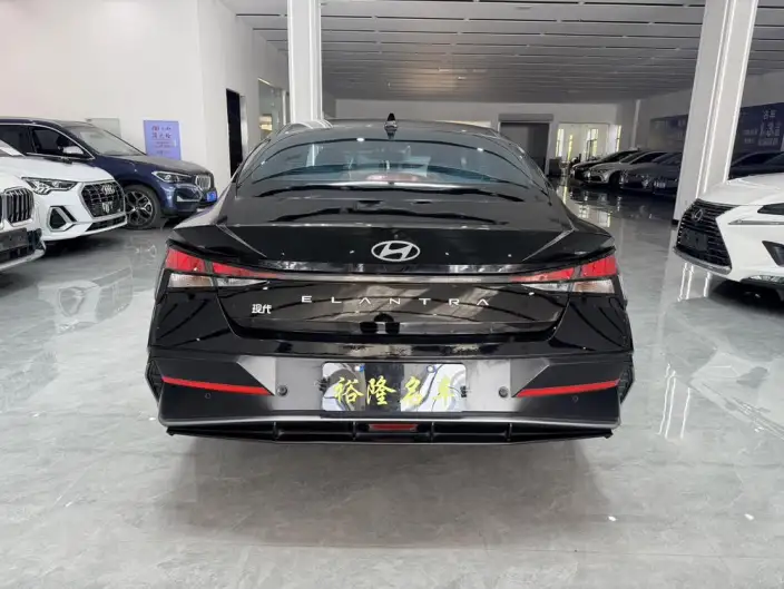 Hyundai Ioniq 2023 Model 1.5L CVT GLX Elite Edition – фото 5