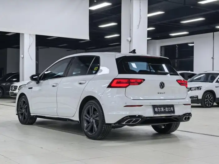 Volkswagen Golf 2023 Model 280TSI DSG R-Line – фото 5
