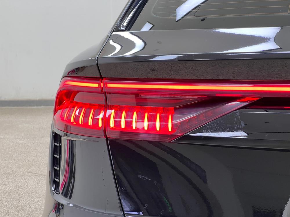 Audi Q8 2022 55 TFSI Luxury Sport – фото 11