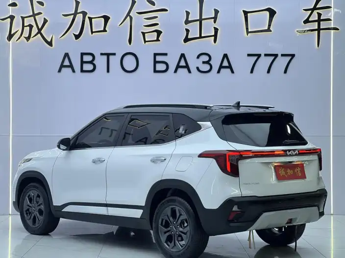 Kia Seltos 2023 Model 1.5L IVT Deluxe Edition – фото 4