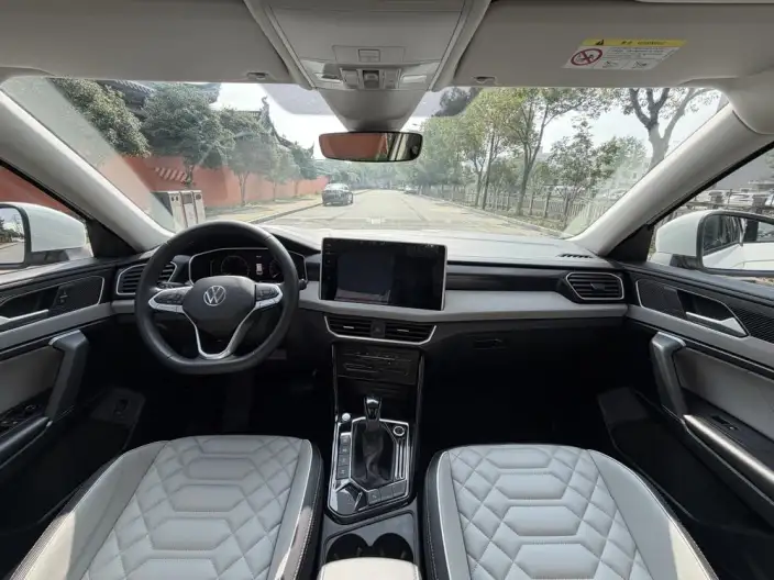 Volkswagen Tayron 2024 Model 330TSI 2WD R-Line High Power Edition – фото 6