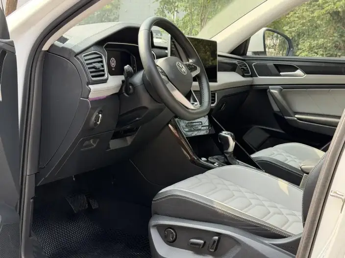 Volkswagen Tayron 2024 Model 330TSI 2WD R-Line High Power Edition – фото 8