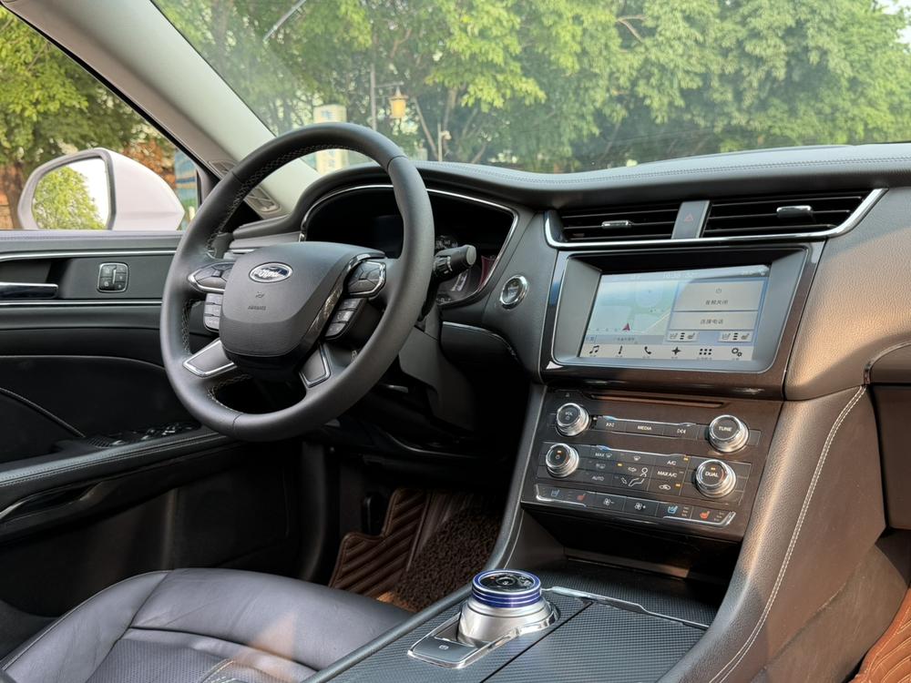 Ford Taurus 2017 EcoBoost 245 Fashion – фото 17