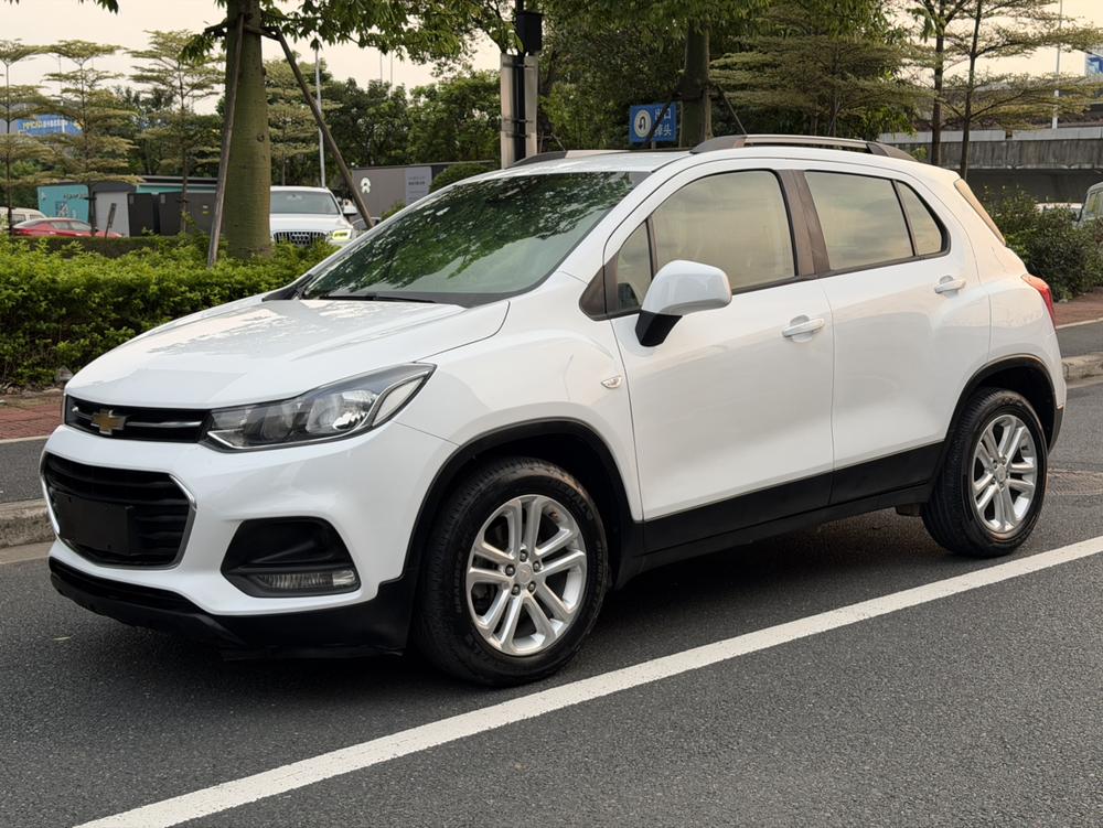 Chevrolet Trax 2017 1.4T Automatic FWD Comfort – фото 1