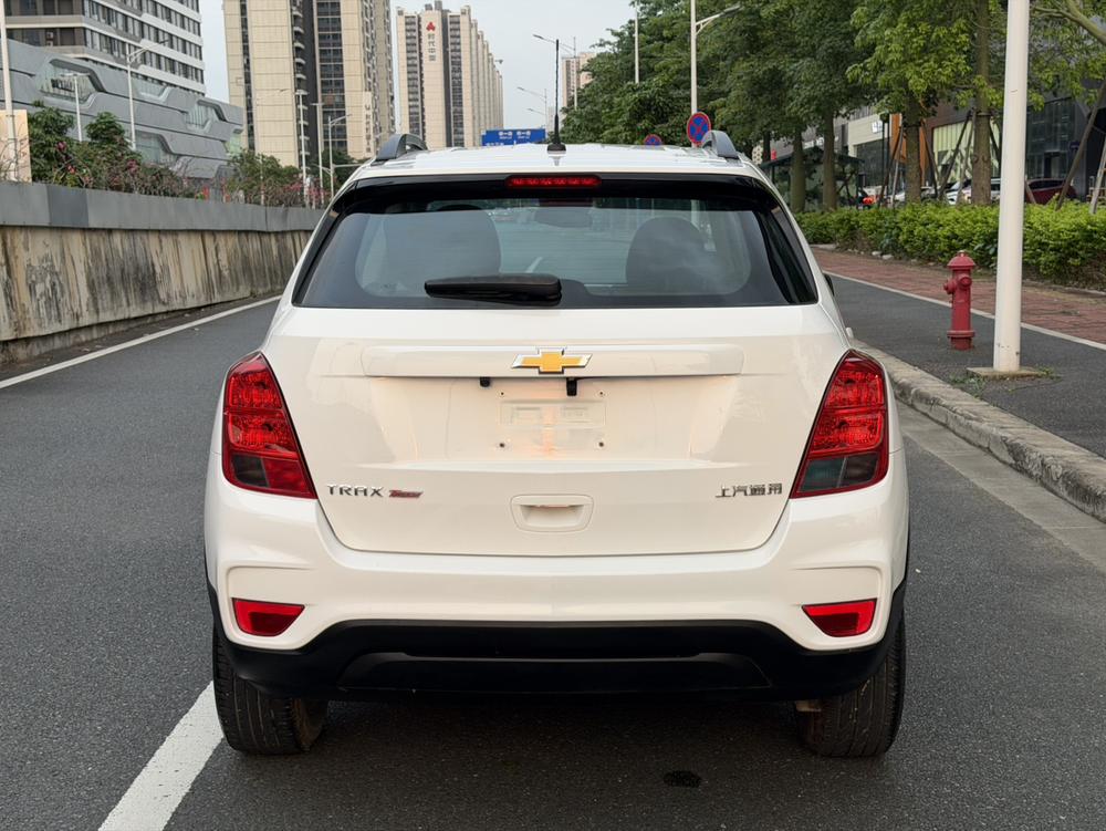 Chevrolet Trax 2017 1.4T Automatic FWD Comfort – фото 6