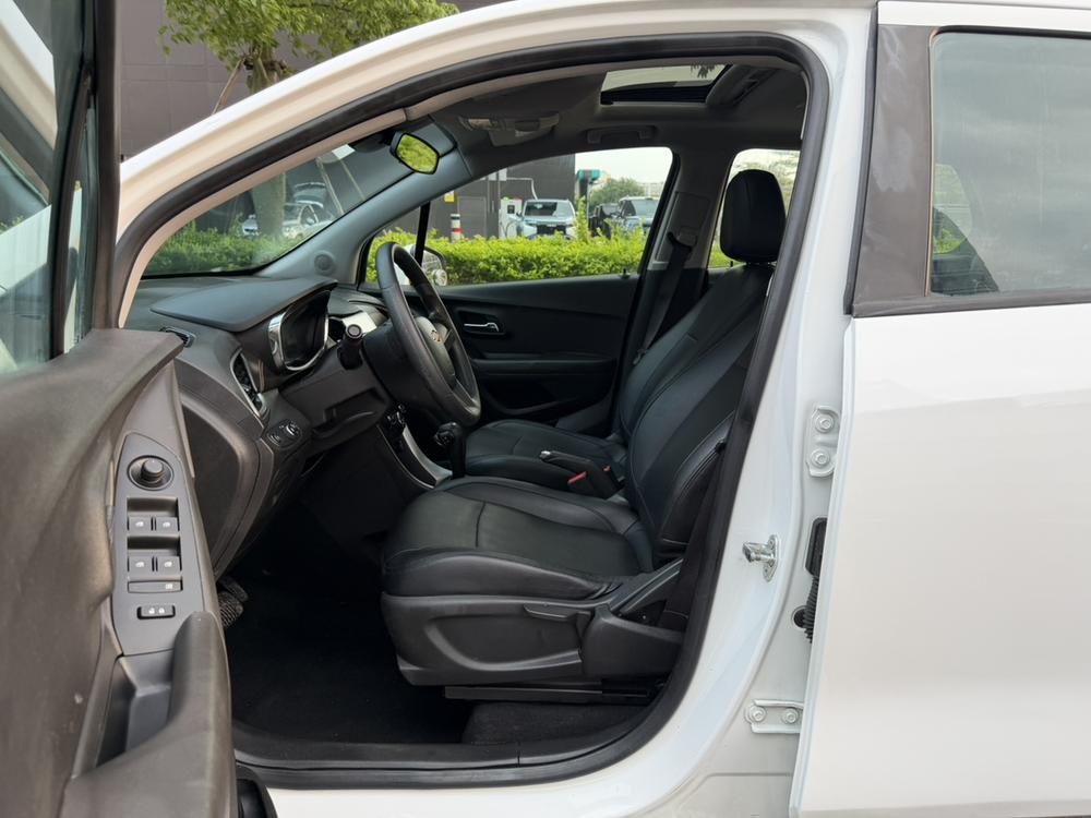 Chevrolet Trax 2017 1.4T Automatic FWD Comfort – фото 14