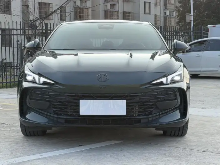 MG7 2025 Model 2.0T Automatic Luxury Edition – фото 2