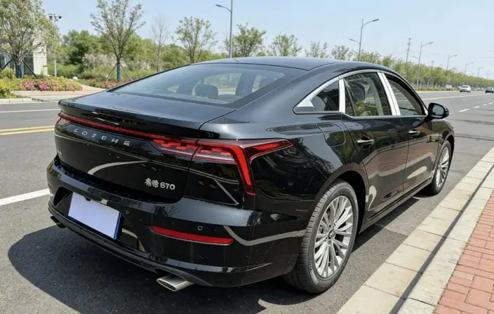 BESTUNE B70 2023 Model Third generation 1.5T Automatic Enjoy Edition Model 70th Anniversary Memorial Edition – фото 6