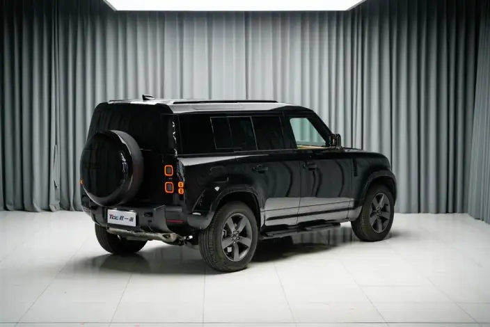 Land Rover Defender 2026 Model 110 3.0T P400 X-Dynamic HSE – фото 5
