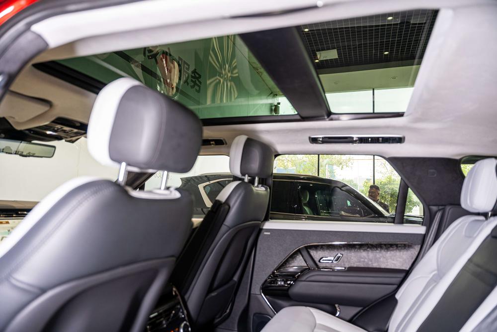 Land Rover Range Rover Sport PHEV 2023 P510e Plug-In Electric Hybrid Premiere Edition – фото 22