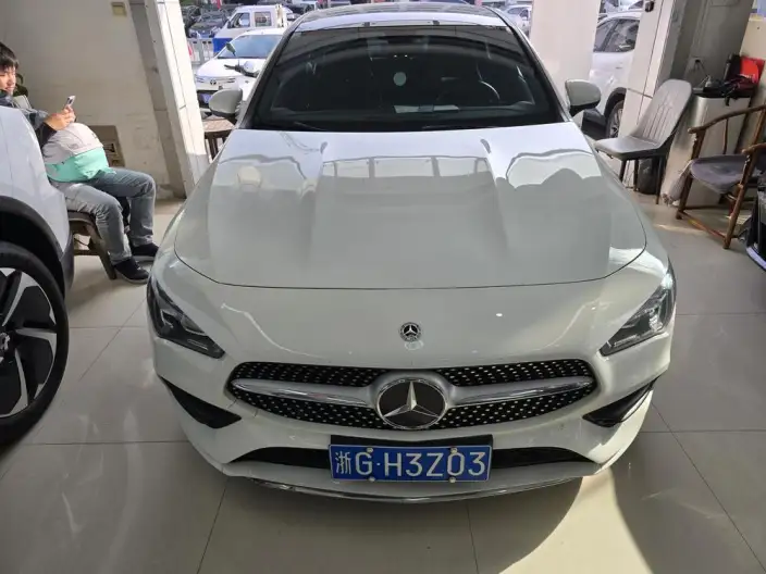 Mercedes-Benz CLA Imported 2022 Model CLA 200 Four-door Coupe