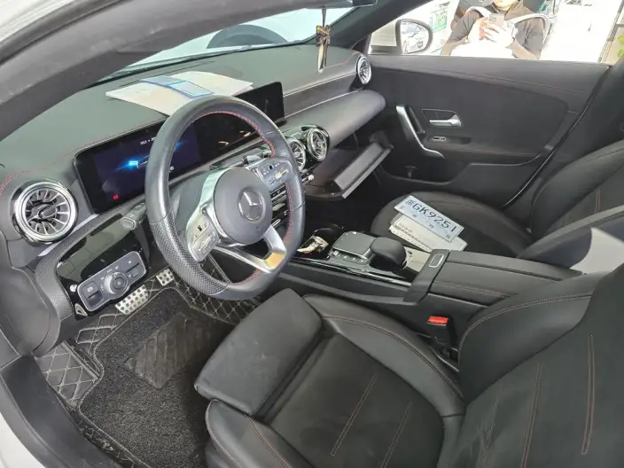 Mercedes-Benz CLA Imported 2022 Model CLA 200 Four-door Coupe – фото 6