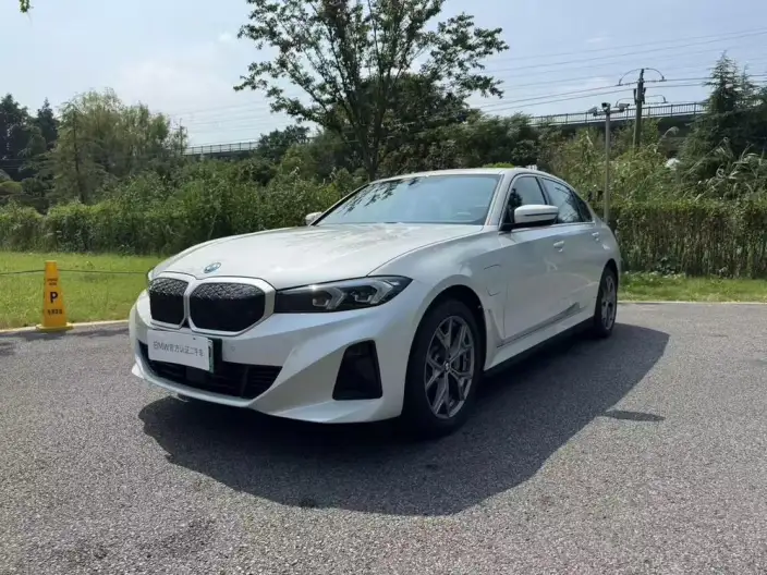BMW i3 2025 Model eDrive35L