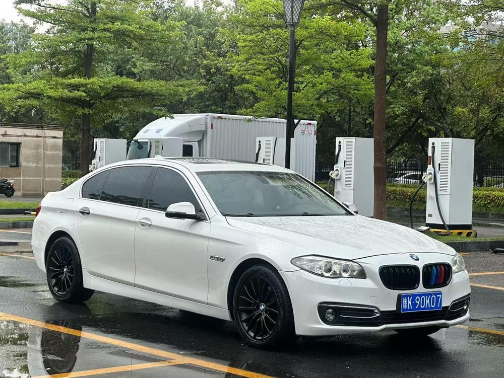 BMW 5 Series 2017 525Li Luxury Design Package – фото 3