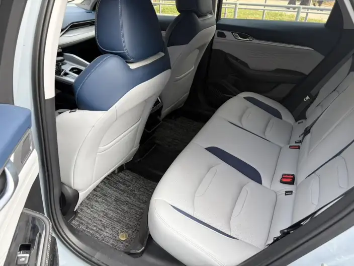 Geely StarRui 2023 Model 2.0T Noble Model – фото 9