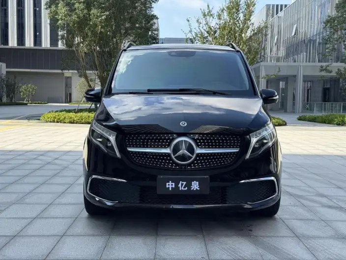 Mercedes-Benz V-Class 2021 Model V 260 Premium Edition – фото 2