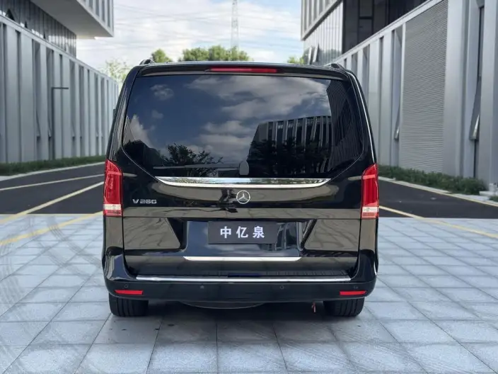 Mercedes-Benz V-Class 2021 Model V 260 Premium Edition – фото 6