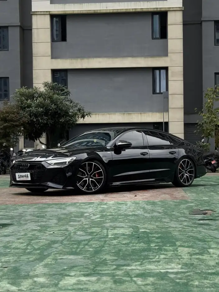 Audi A7 2022 Model 55 TFSI quattro Exclusive Model – фото 2
