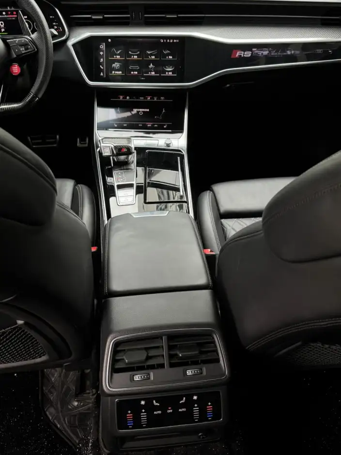 Audi A7 2022 Model 55 TFSI quattro Exclusive Model – фото 10