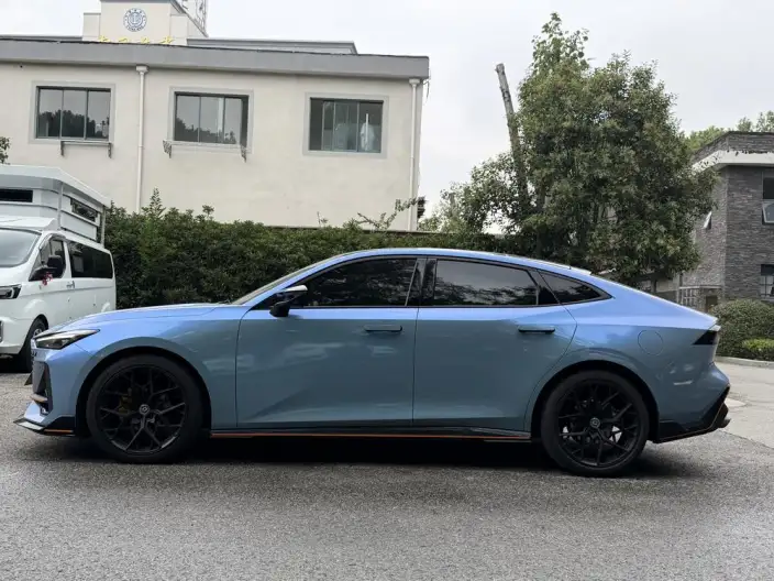 Changan UNI-V 2022 Model 1.5T Sports Edition – фото 4