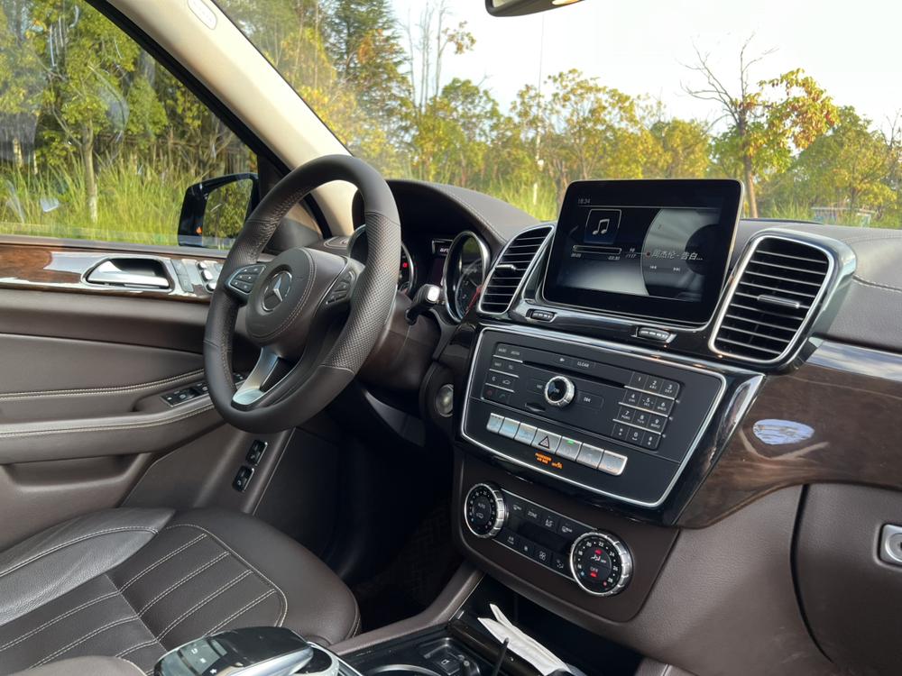 Mercedes-Benz GLS 2018 Facelift GLS 400 4MATIC Dynamic – фото 17