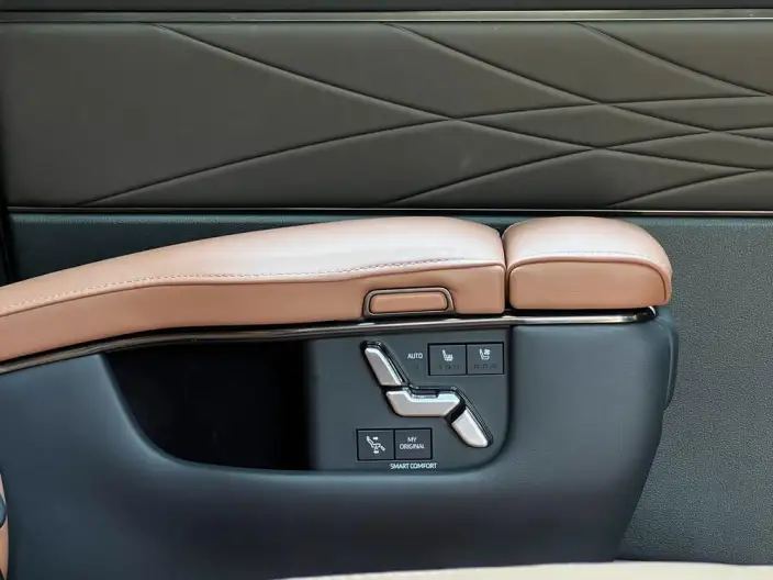 Elfa 2023 Model 2.5L Intelligent Hybrid 4WD Premium – фото 9